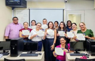 🎓👏 Parabéns aos alunos pela conclusão do curso!
Essa conquista representa dedicação, aprendizado e mais um passo importante para o crescimento profissional. Que o conhecimento adquirido seja o início de muitas novas oportunidades! 🚀💼
🌐 Saiba mais sobre nossos cursos: www.antoninotreinamento.com.br�
📲 Informações e matrículas:
(92) 99129-5051
#CursoConcluído #CapacitaçãoProfissional #NovasConquistas #AntoninoTreinamento