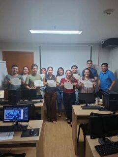 🎓📊 Parabéns por mais essa conquista!
Hoje celebramos a certificação de mais uma turma de Power BI – Básico ao Avançado. Que este seja apenas o começo de muitas oportunidades e do crescimento profissional de cada um de vocês.
Desejamos muito sucesso nessa nova etapa! 🚀
🌐 www.antoninotreinamento.com.br
📲 (92) 99129-5051
#PowerBI #BusinessIntelligence #AnáliseDeDados #Dashboards #Certificação