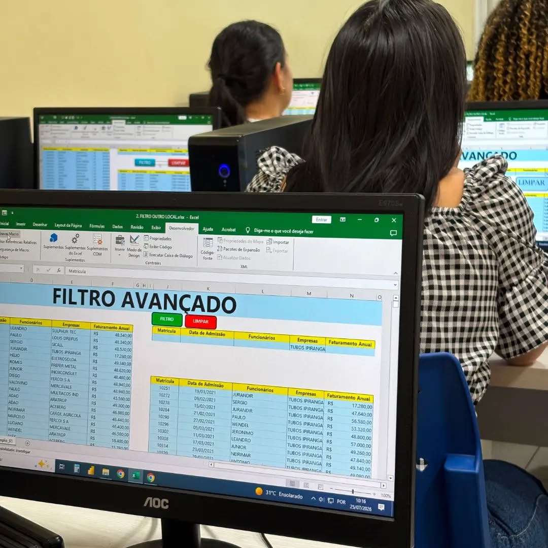 📊🚀 Dominar o Excel pode ser o diferencial que falta para impulsionar sua carreira!
No nosso curso, você aprende na prática desde as funções básicas até recursos avançados, desenvolvendo habilidades que aumentam a produtividade, melhoram a organização e destacam seu currículo no ambiente profissional. 💼✨
🎓 Invista no seu crescimento e prepare-se para novas oportunidades!
🌐 antoninotreinamento.com.br
📲 WhatsApp: 92 99129-5051