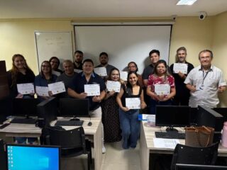 ✅️ eSocial, FGTS Digital, e-Consignado e DCTFWEB/REINF
🏆 Mais uma turma concluída com sucesso!
Parabéns a todos os alunos pela dedicação, participação e conquista do certificado! 🎓👏🏻
🌐 www.antoninotreinamento.com.br
📲 (92) 99129-5051 - LINK BIO E STORY