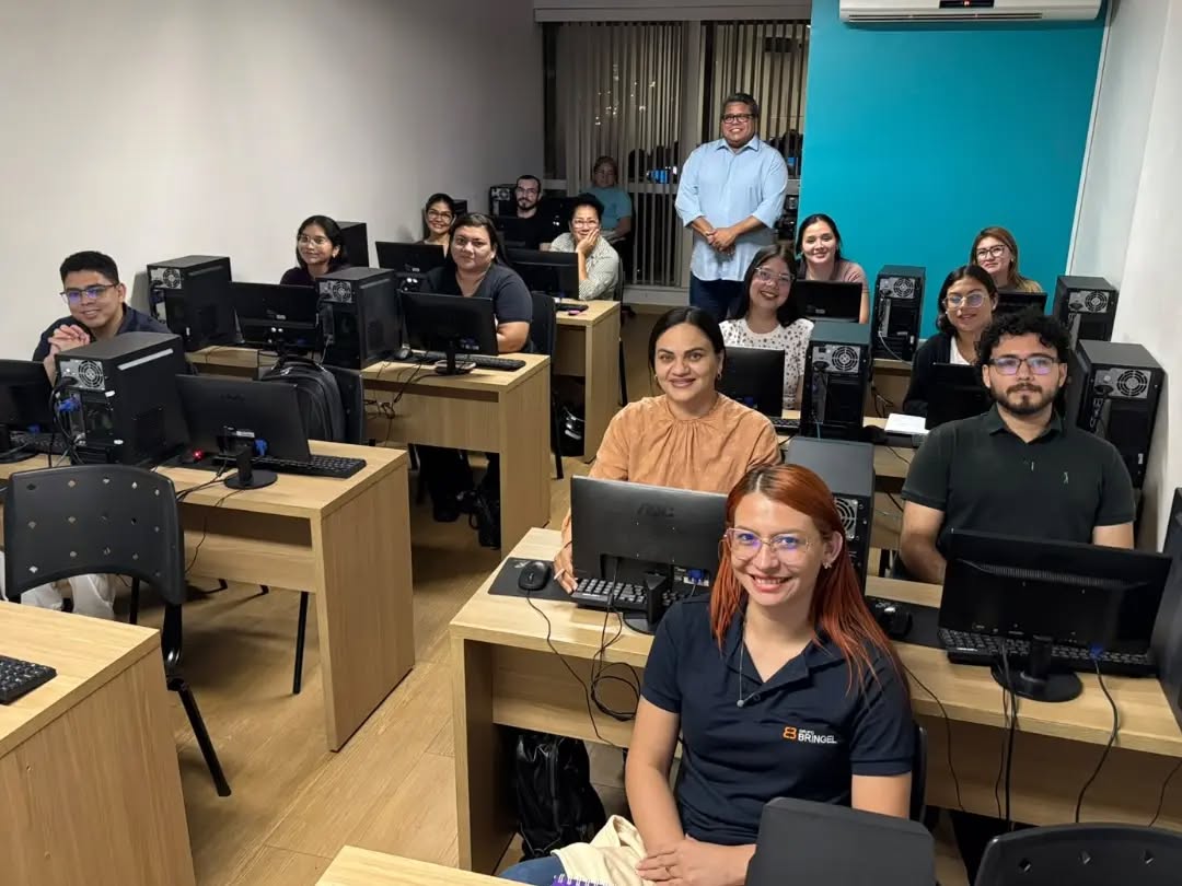🎓🧾 TURMA DE ESCRITA FISCAL CONCLUÍDA COM SUCESSO! 💙
Parabéns aos nossos alunos por mais essa conquista! 👏 Que essa etapa seja o início de muitas oportunidades e crescimento profissional! 🚀
📚 Conhecimento e prática para transformar carreiras!
📲 Novas turmas: (92) 99129-5051
🌐 www.antoninotreinamento.com.br